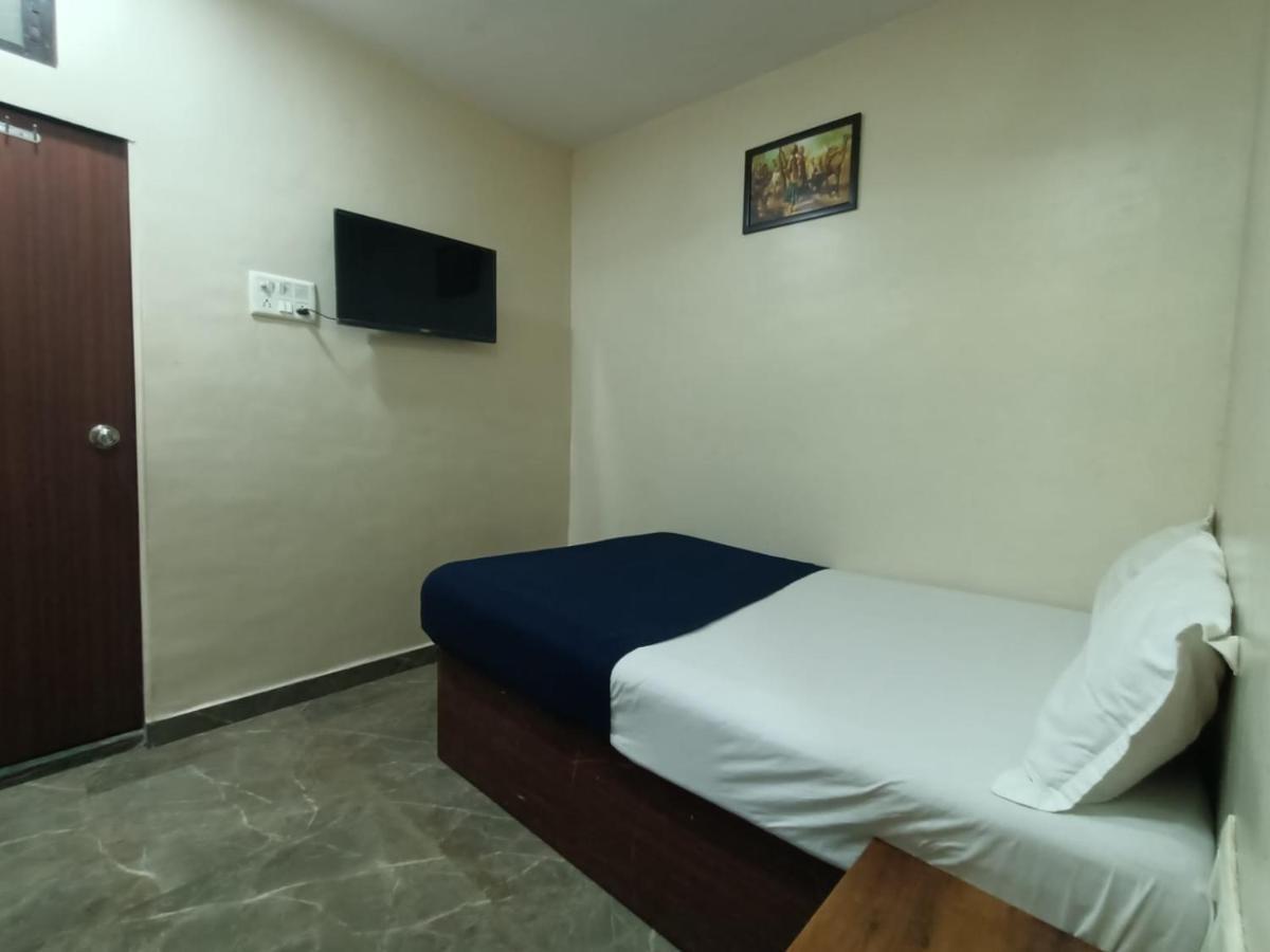 Hotel Safalta Residency, Chembur Bombay Esterno foto